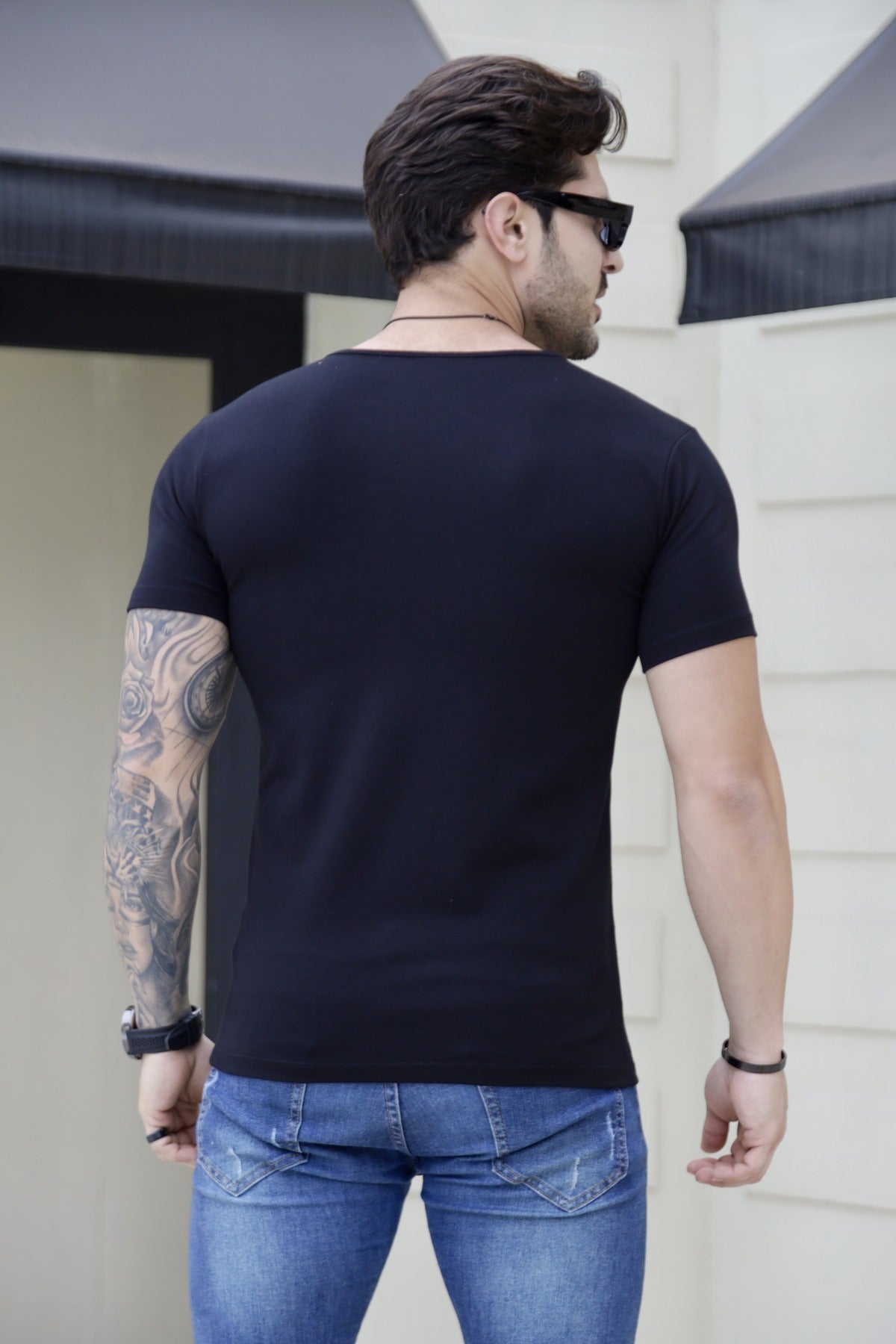 Camiseta Básica Cotton Preta Volk Culture