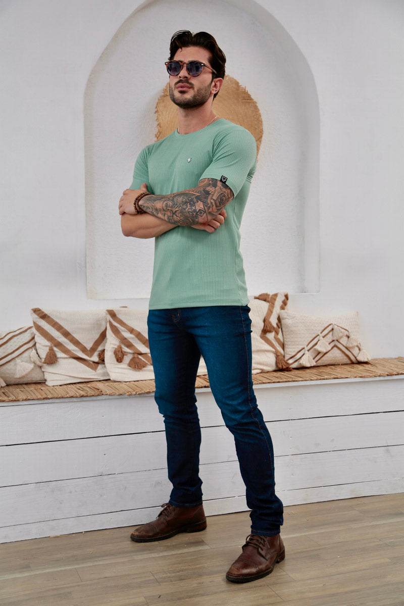 Camiseta Canelada Verde Água Logo Metal Volk Culture Supreme