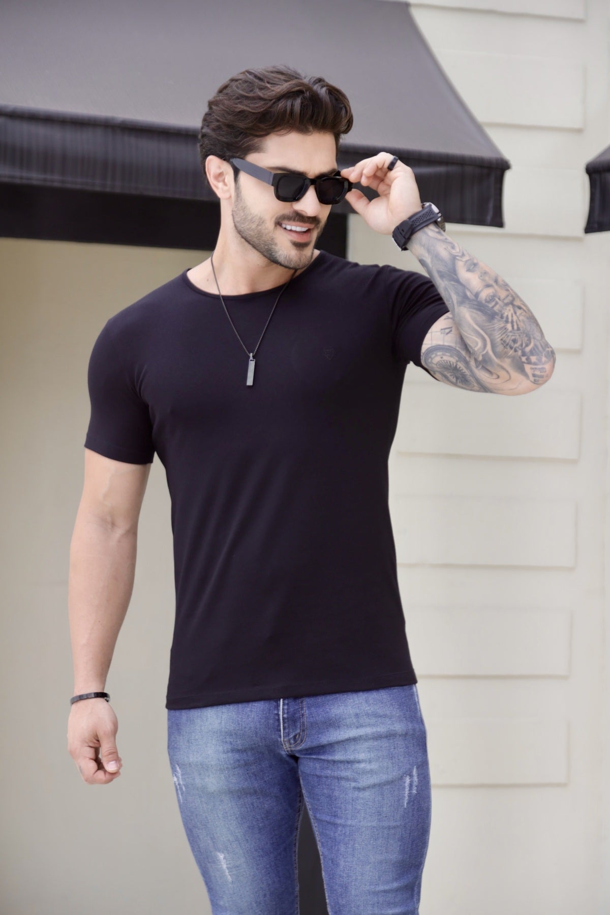 Camiseta Básica Cotton Preta Volk Culture