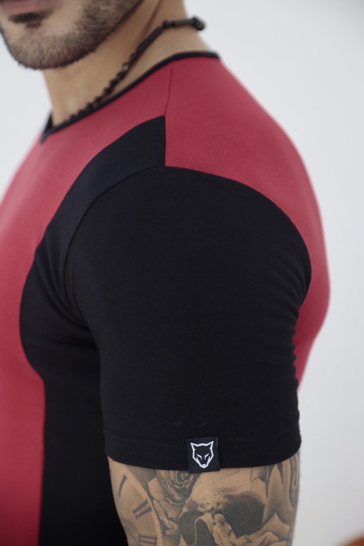 Camiseta Dual Cruz Vermelha e Preto Cotton