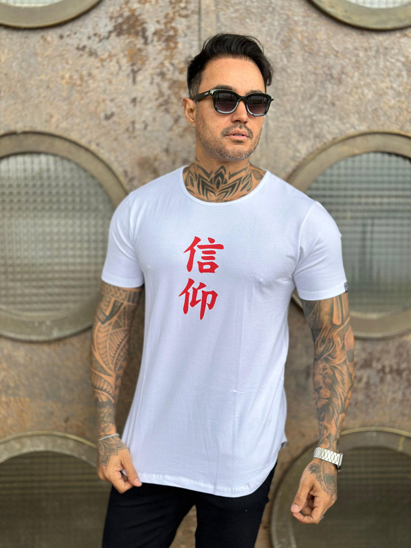 Camiseta Long Line Volk Culture Cotton Tigre Branca Soft