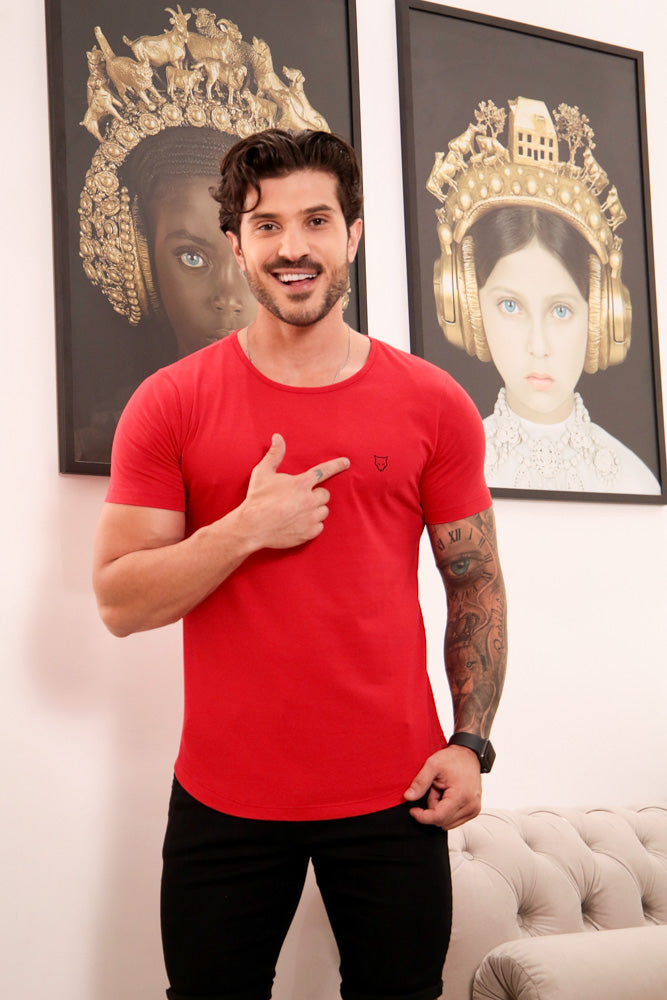 Camiseta Long Line Volk Culture Vermelha