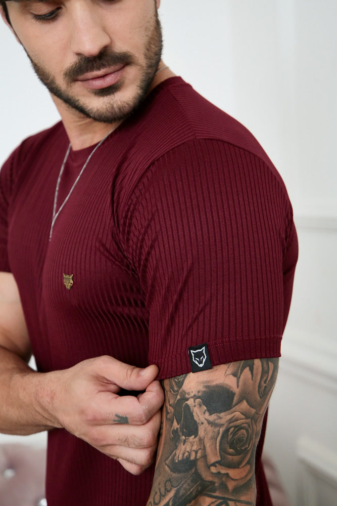 Camiseta Canelada Vinho Logo Metal Volk Culture Supreme