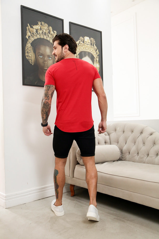 Camiseta Long Line Volk Culture Vermelha