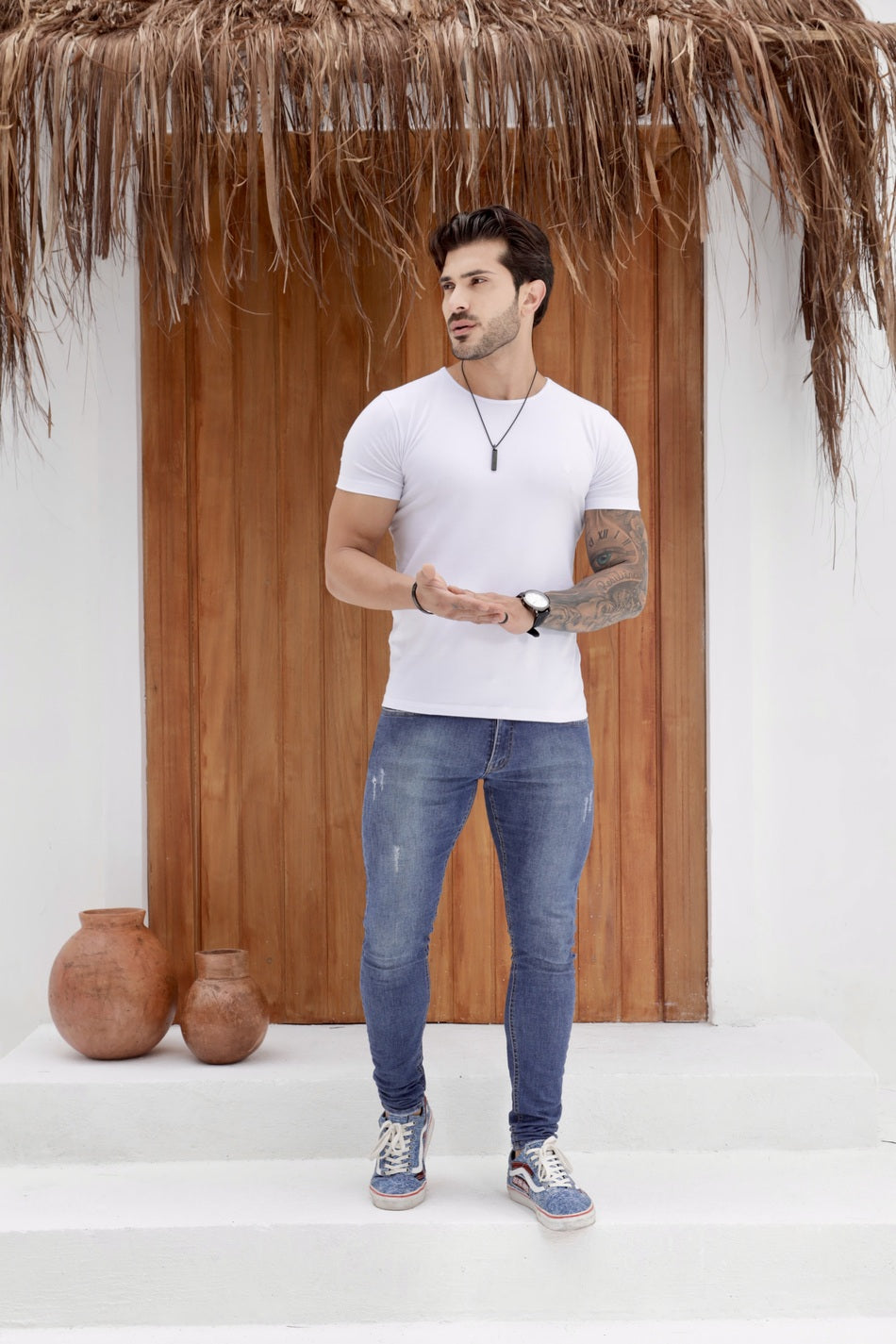 Camiseta Básica Cotton Branca Volk Culture