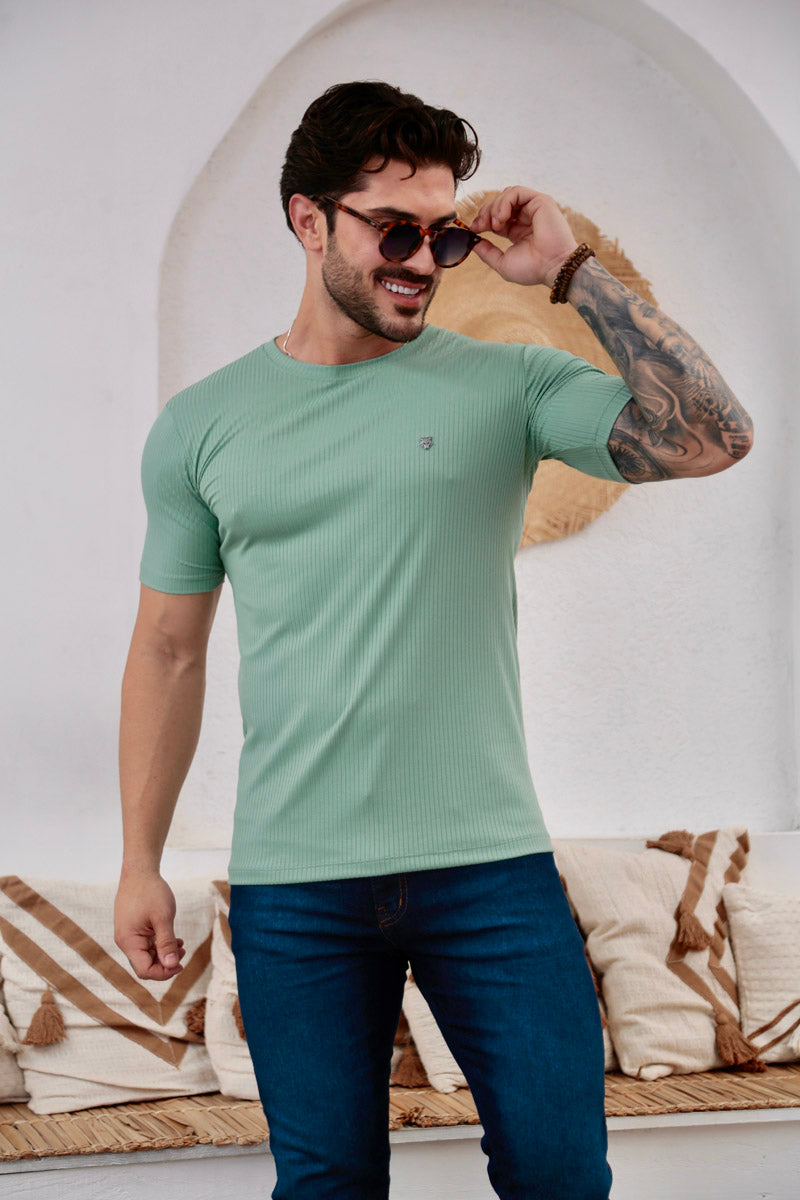 Camiseta Canelada Verde Água Logo Metal Volk Culture Supreme