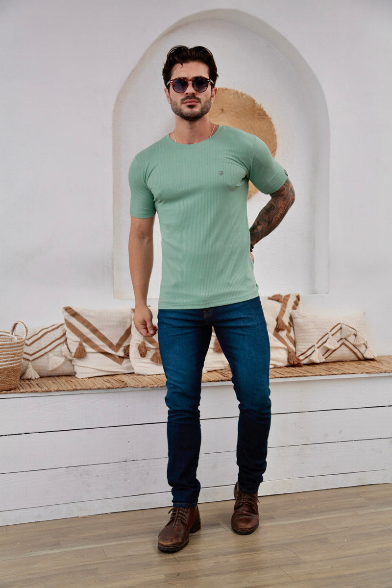 Camiseta Canelada Verde Água Logo Metal Volk Culture Supreme