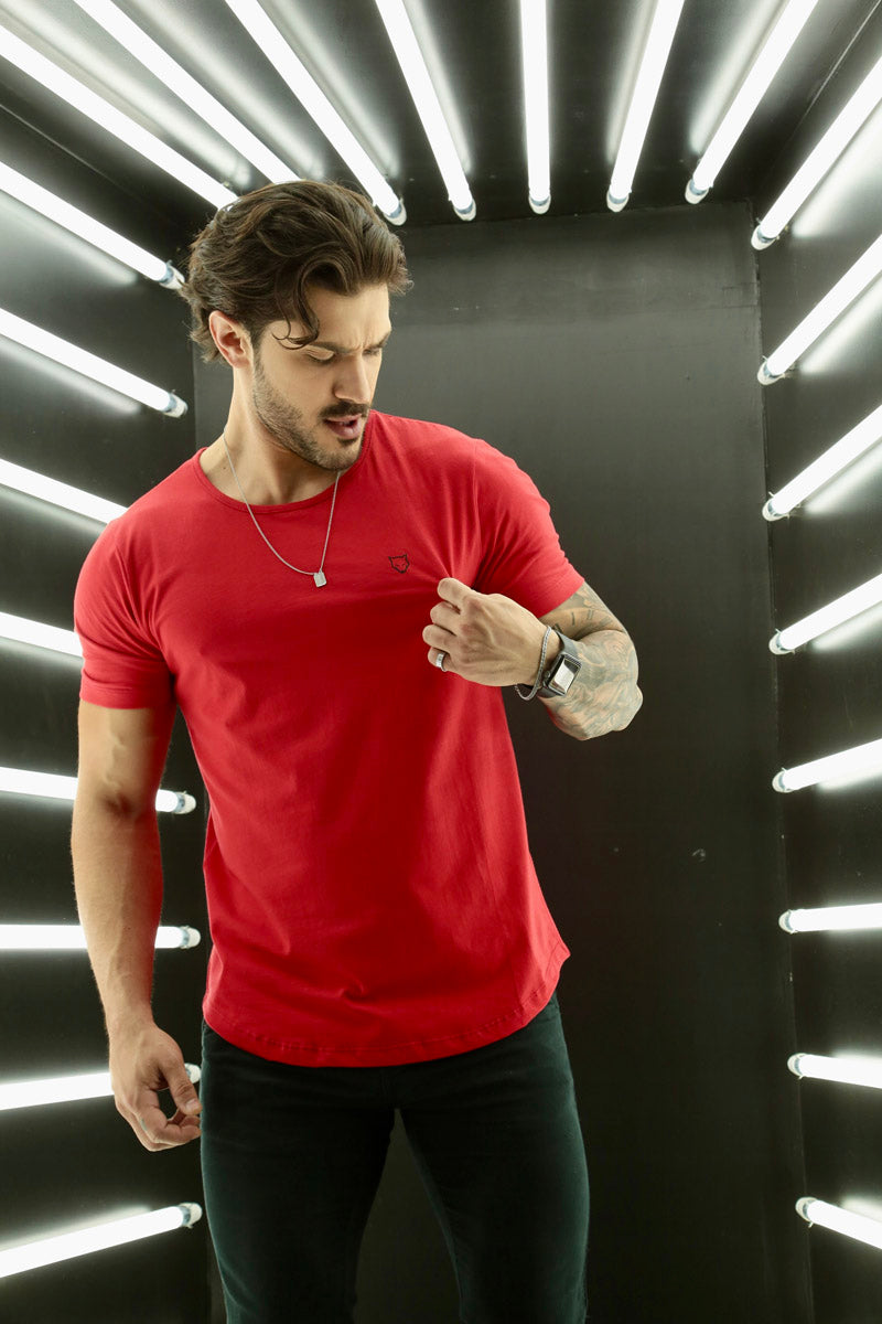 Camiseta Long Line Volk Culture Vermelha