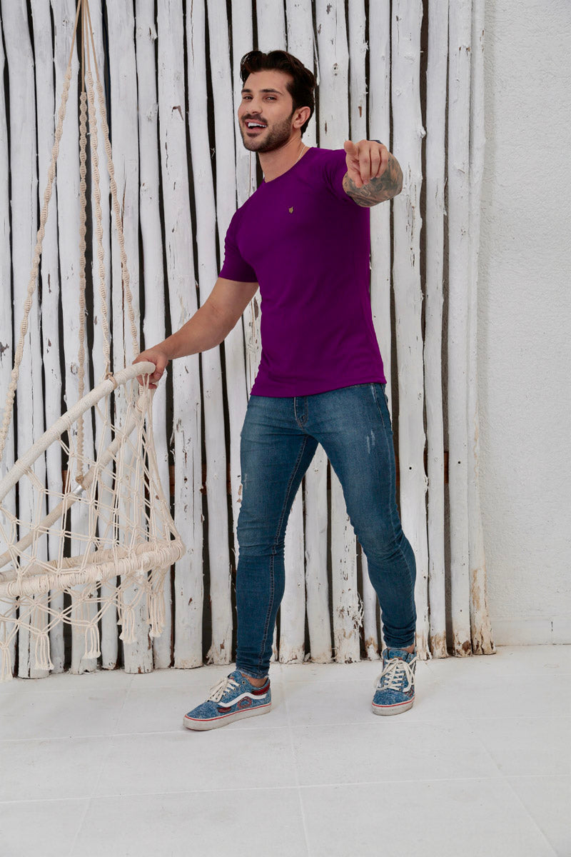 Camiseta Canelada Roxa Logo Metal Volk Culture Supreme