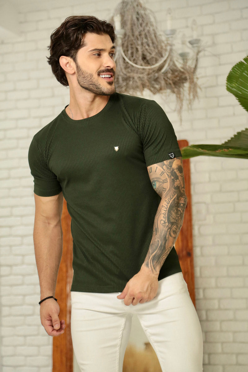 Camiseta Canelada Verde Escuro Logo Metal Volk Culture Supreme