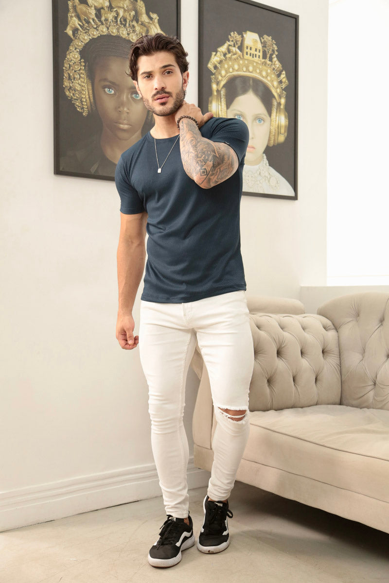 Camiseta Canelada Azul Marinho Logo Metal Volk Culture Supreme