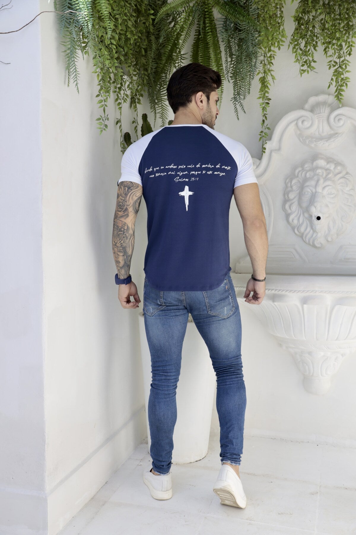 Camiseta Azul Long Line Raglan Volk Culture Cruz