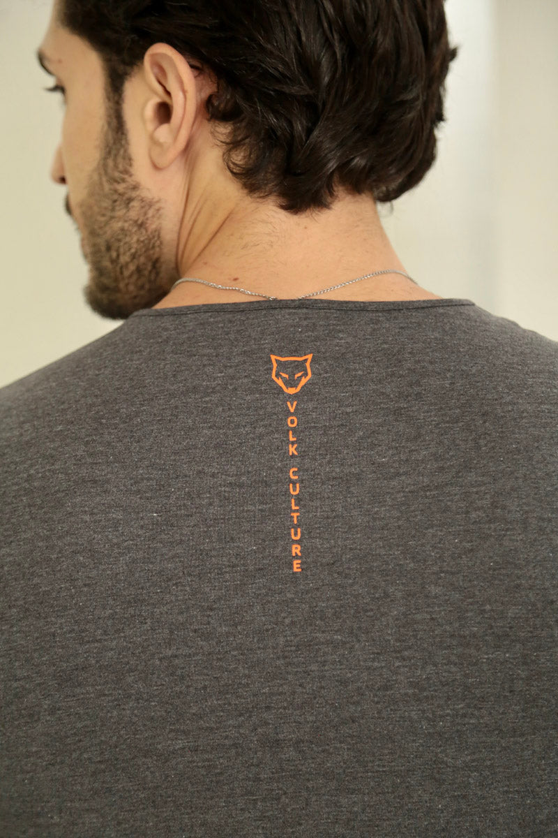 Camiseta Long Line Volk Culture Cinza