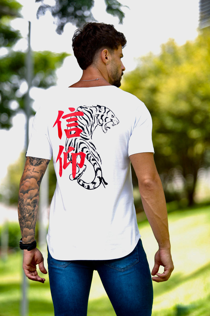Camiseta Long Line Volk Culture Cotton Tigre Branca Soft