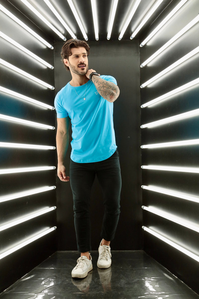 Camiseta Básica Premium Long  Volk Culture Azul Piscina