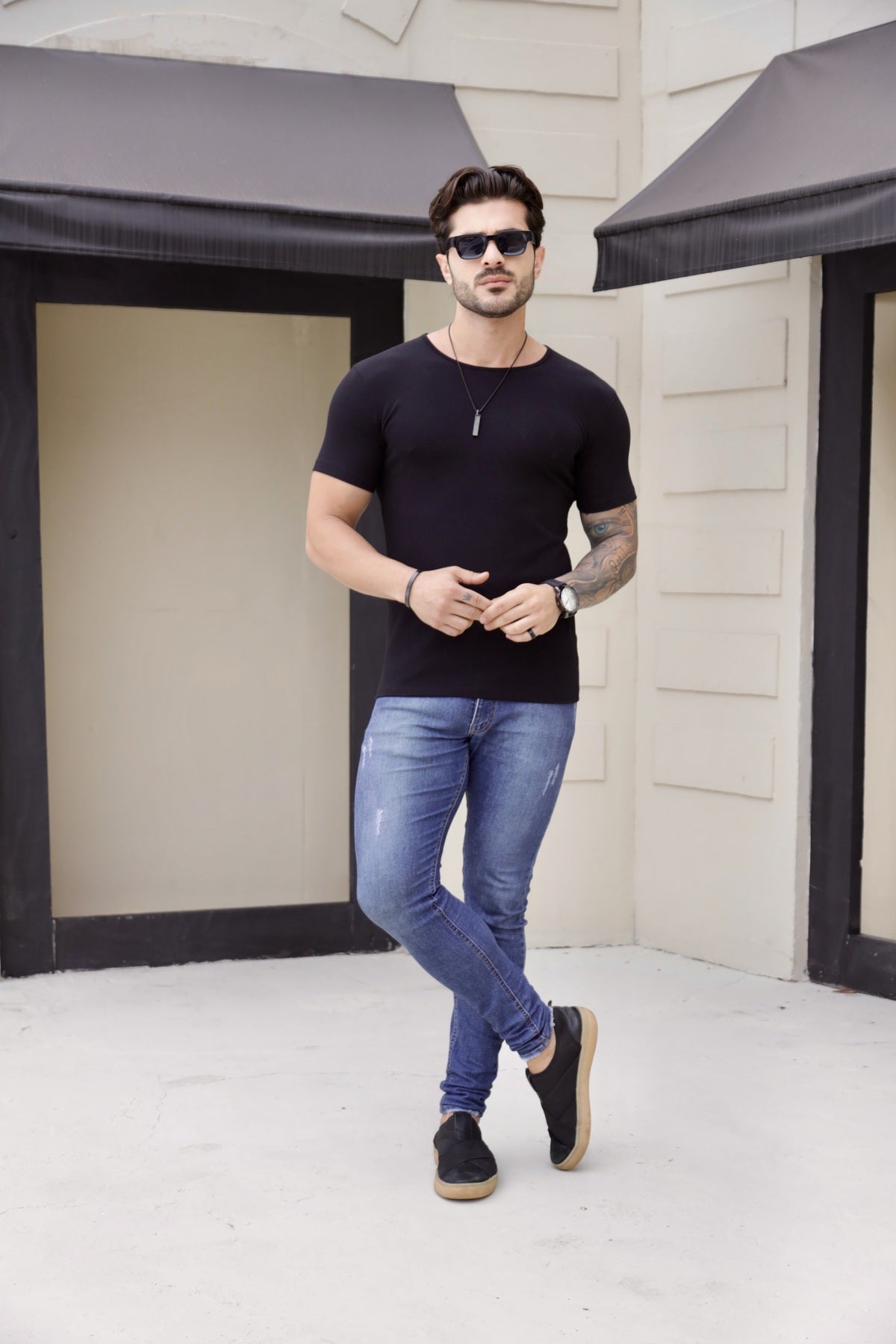 Camiseta Básica Cotton Preta Volk Culture