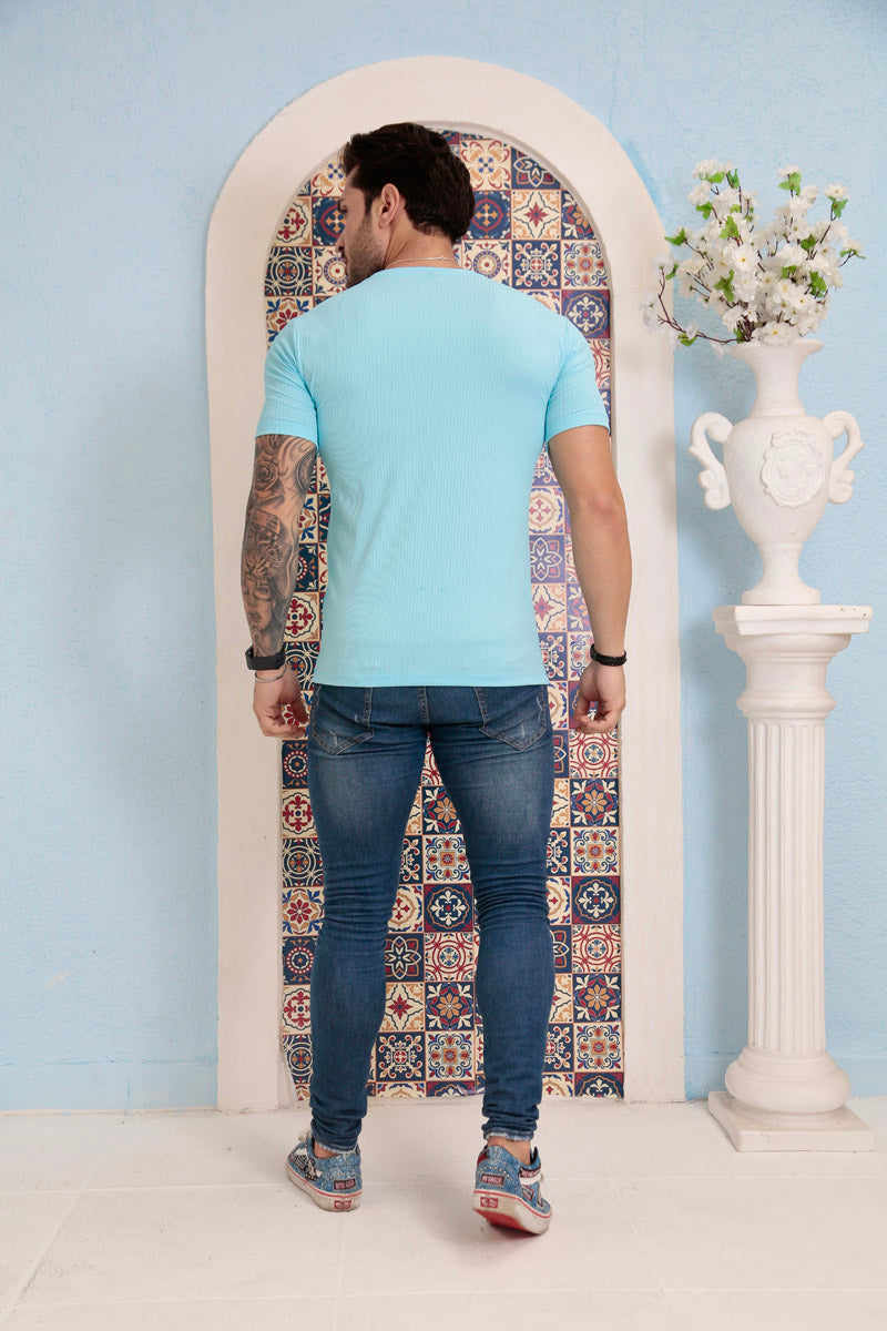 Camiseta Canelada Azul Bebê Logo Metal Volk Culture Supreme