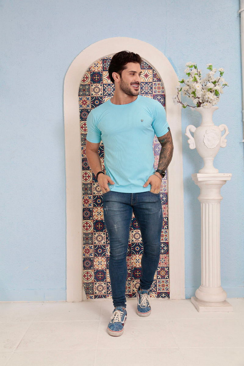 Camiseta Canelada Azul Bebê Logo Metal Volk Culture Supreme