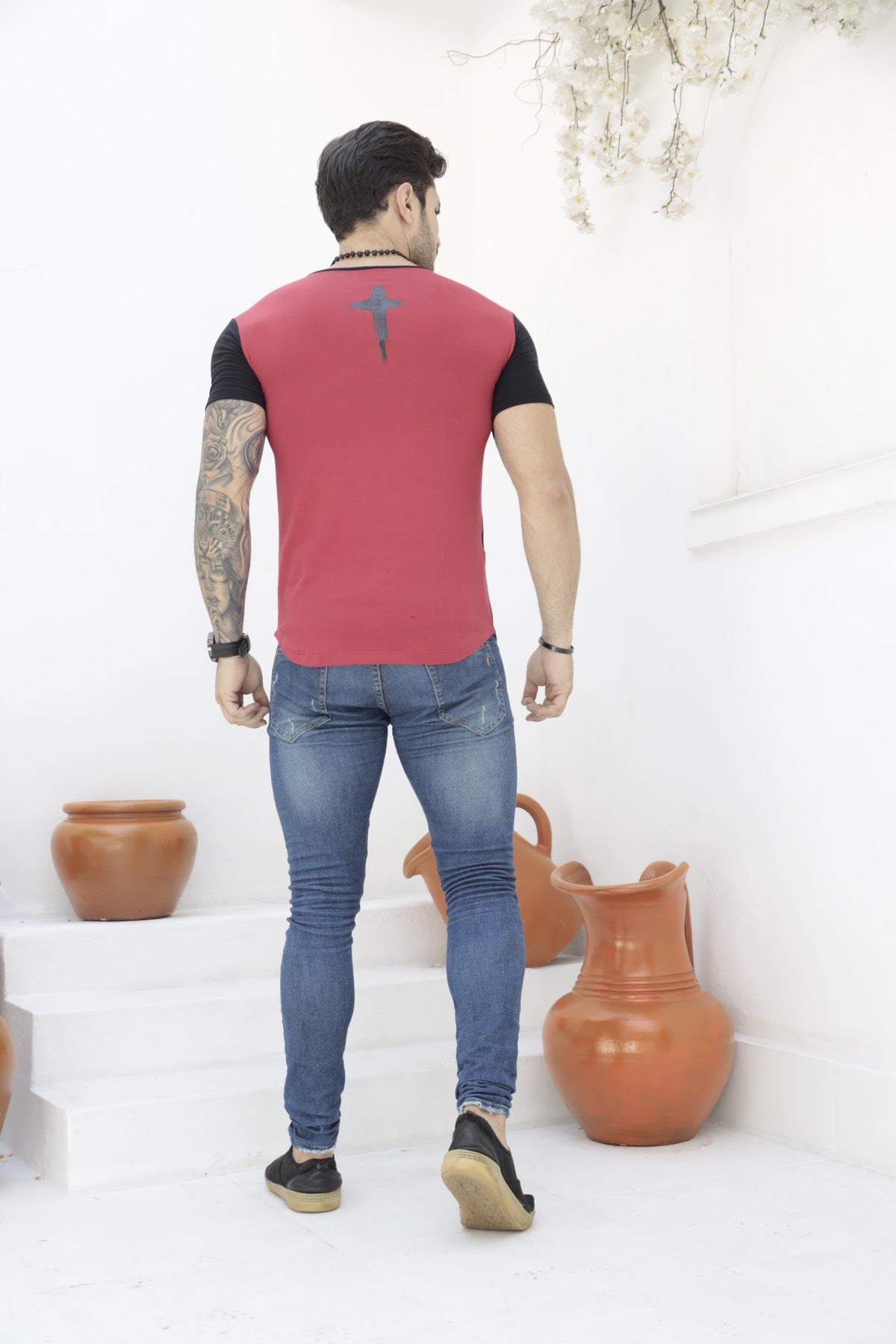 Camiseta Dual Cruz Vermelha e Preto Cotton