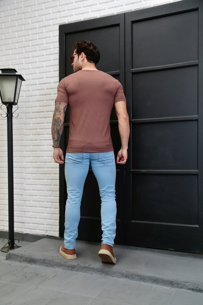 Camiseta Canelada Marrom Logo Metal Volk Culture Supreme