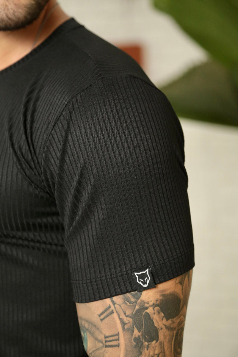 Camiseta Canelada Preta Logo Metal Volk Culture Supreme