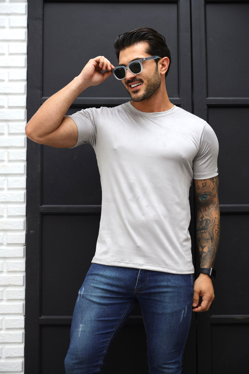Camiseta Premium Masculina Suede Cinza Claro Volk Culture