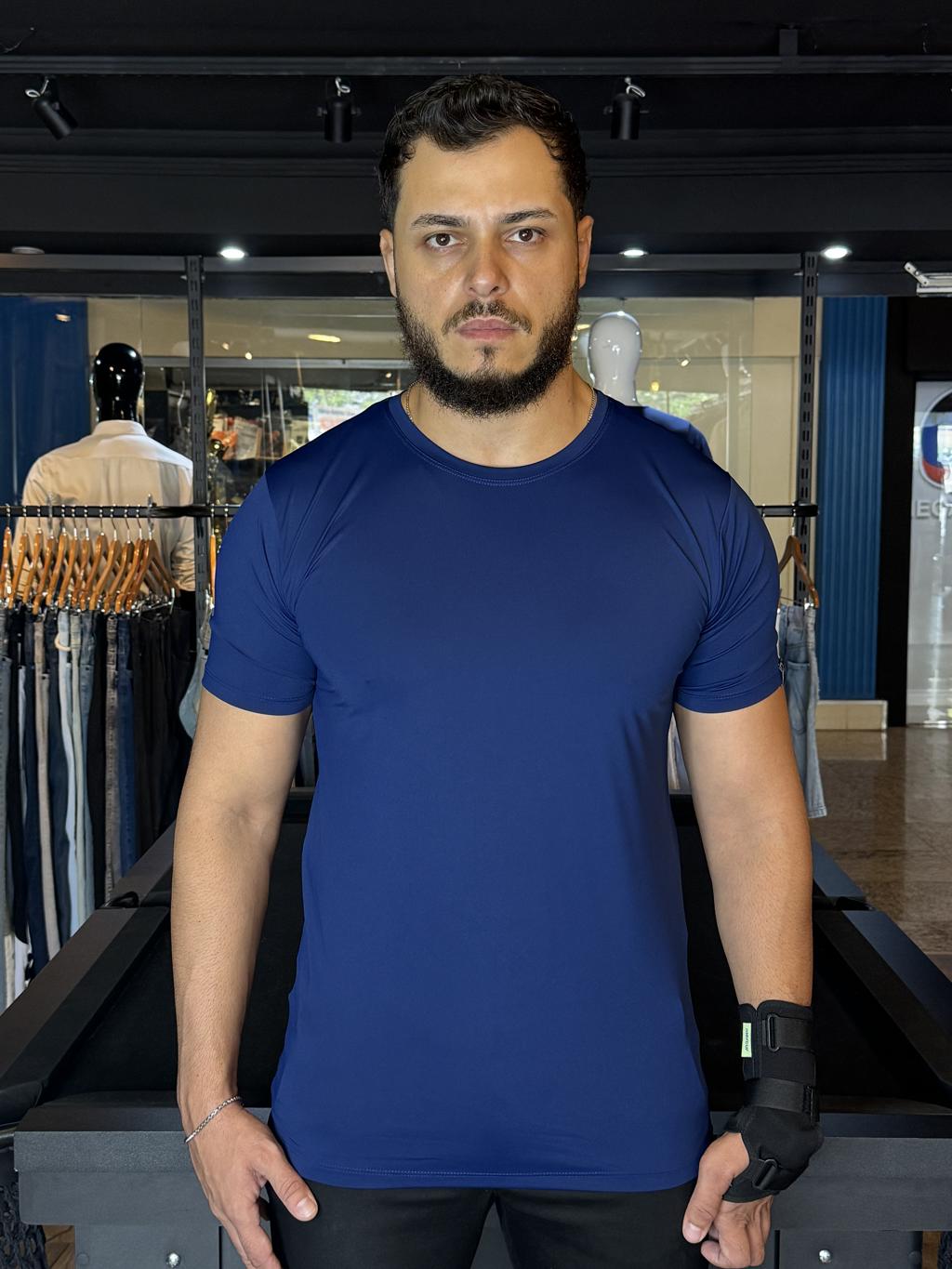 Camiseta Urban Tech  Azul Marinho - Harpia Moda Masculina