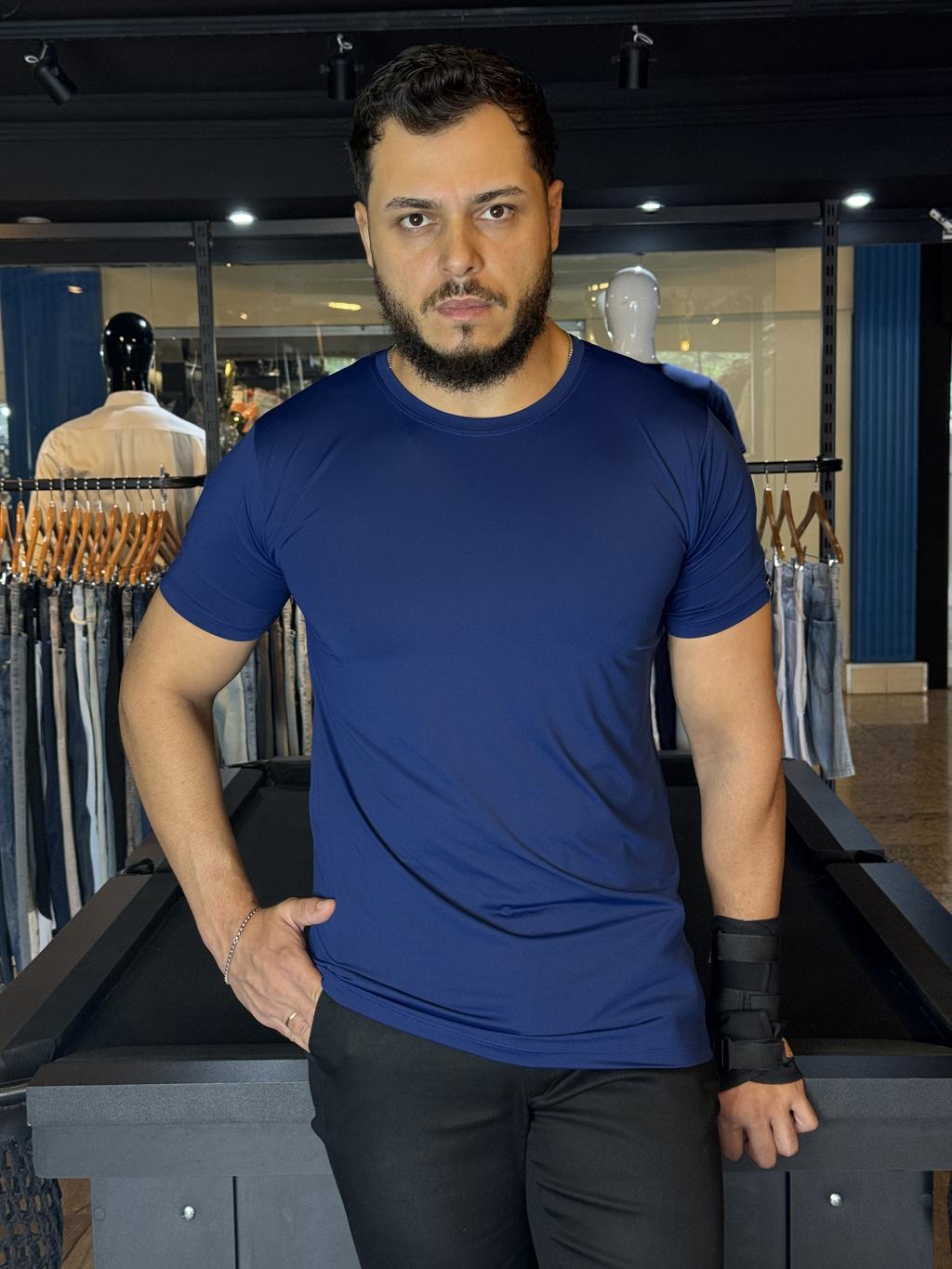 Camiseta Urban Tech  Azul Marinho - Harpia Moda Masculina