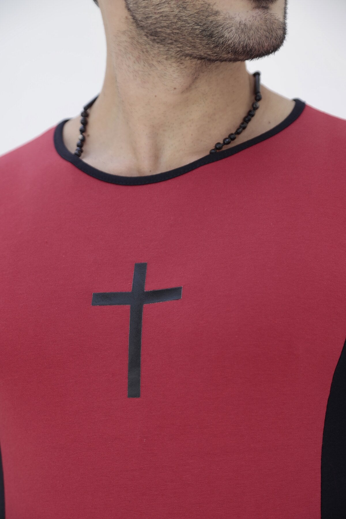 Camiseta Dual Cruz Vermelha e Preto Cotton