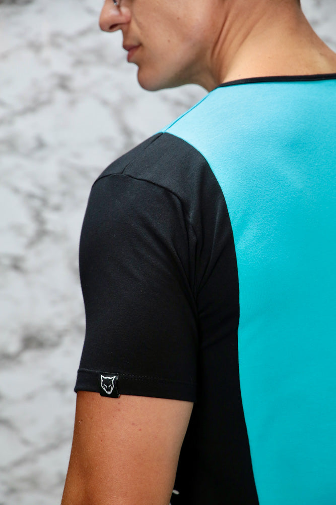 Camiseta Dual Preto e Azul Piscina Assinatura Cotton