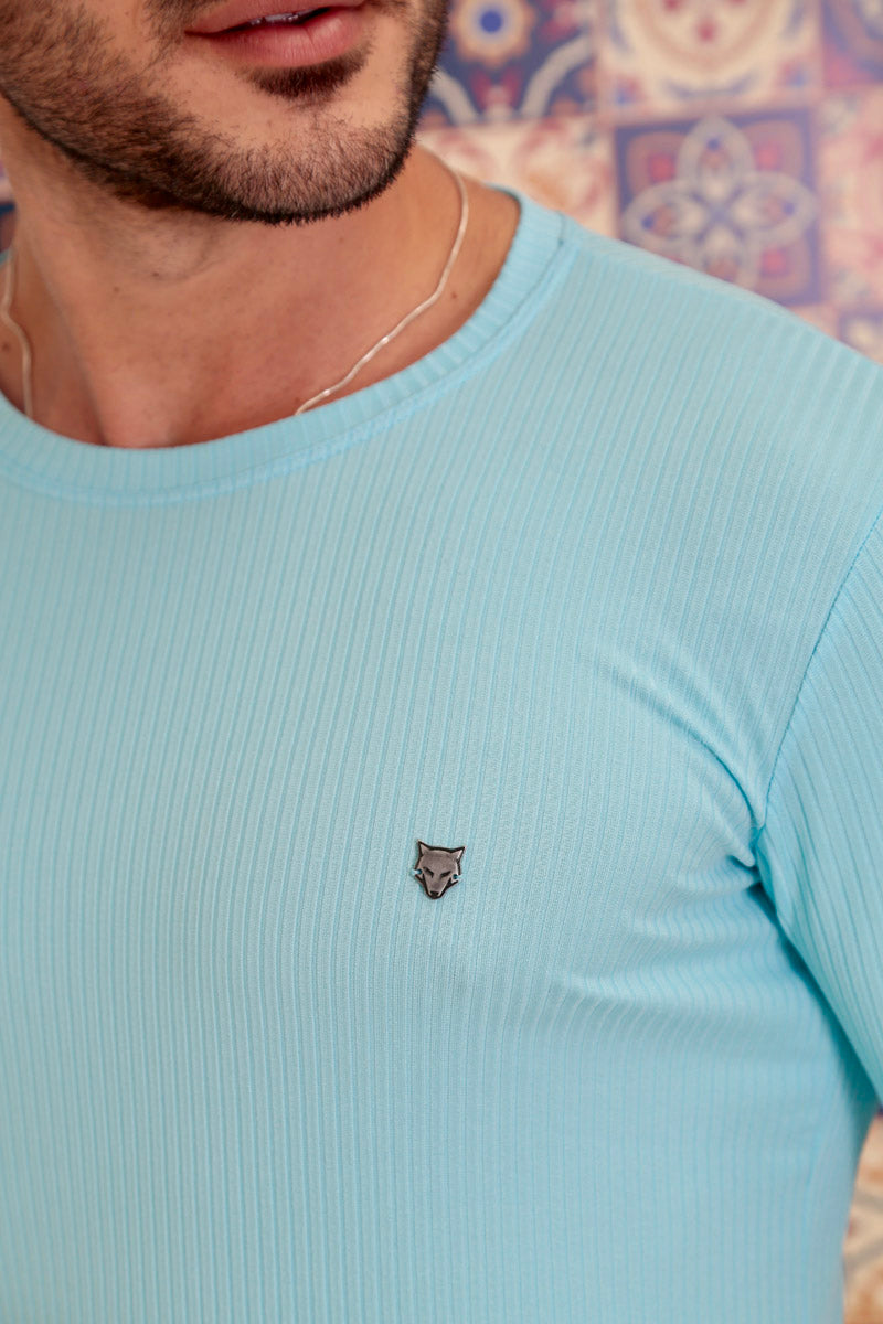 Camiseta Canelada Azul Bebê Logo Metal Volk Culture Supreme