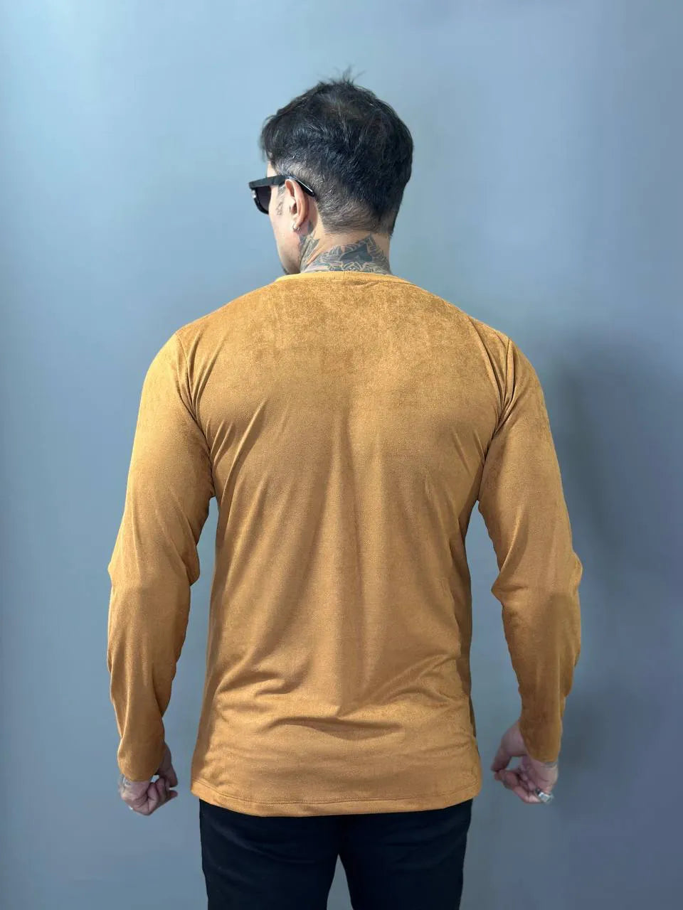 Camiseta Manga Longa Volk Culture Marrom Suede