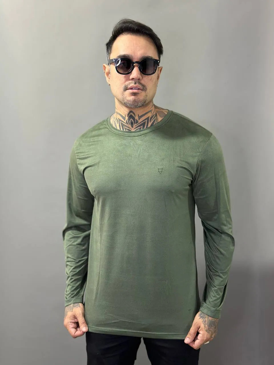 Camiseta Manga Longa Volk Culture Verde Suede