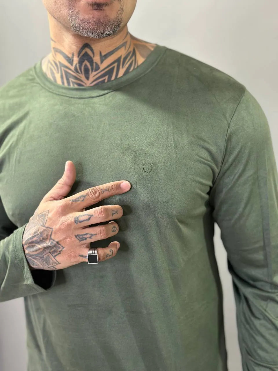 Camiseta Manga Longa Volk Culture Verde Suede