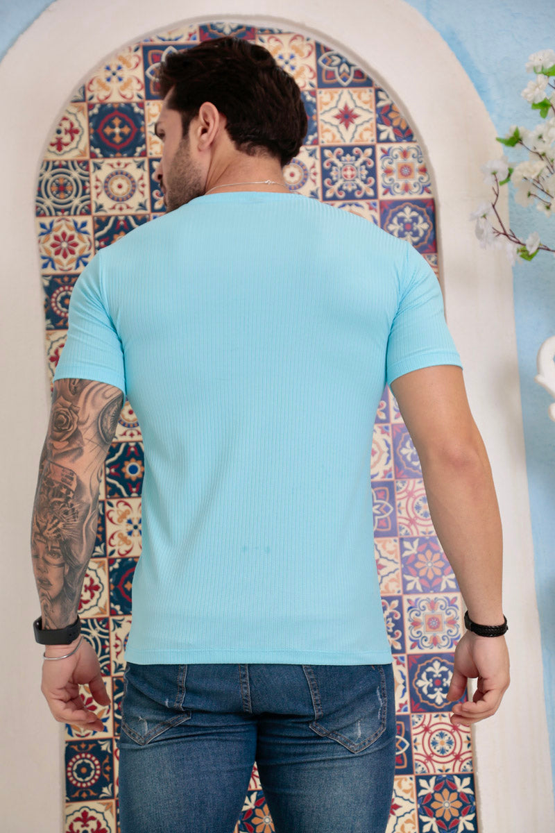 Camiseta Canelada Azul Bebê Logo Metal Volk Culture Supreme