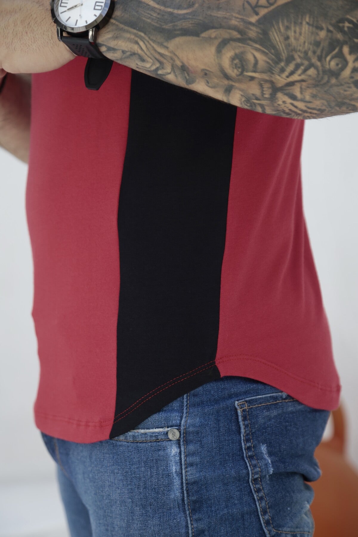 Camiseta Dual Cruz Vermelha e Preto Cotton