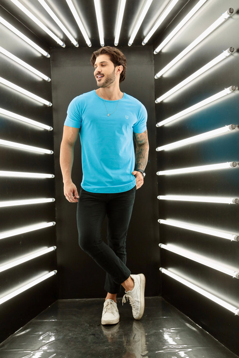 Camiseta Básica Premium Long  Volk Culture Azul Piscina