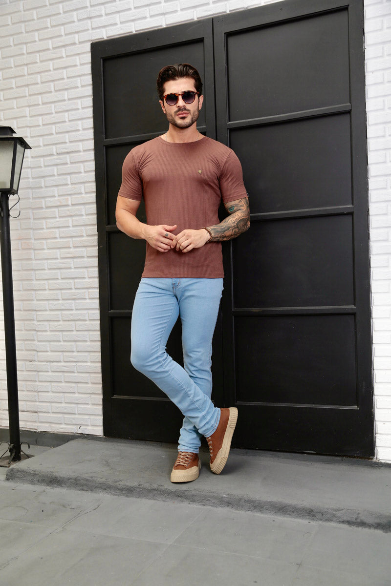 Camiseta Canelada Marrom Logo Metal Volk Culture Supreme