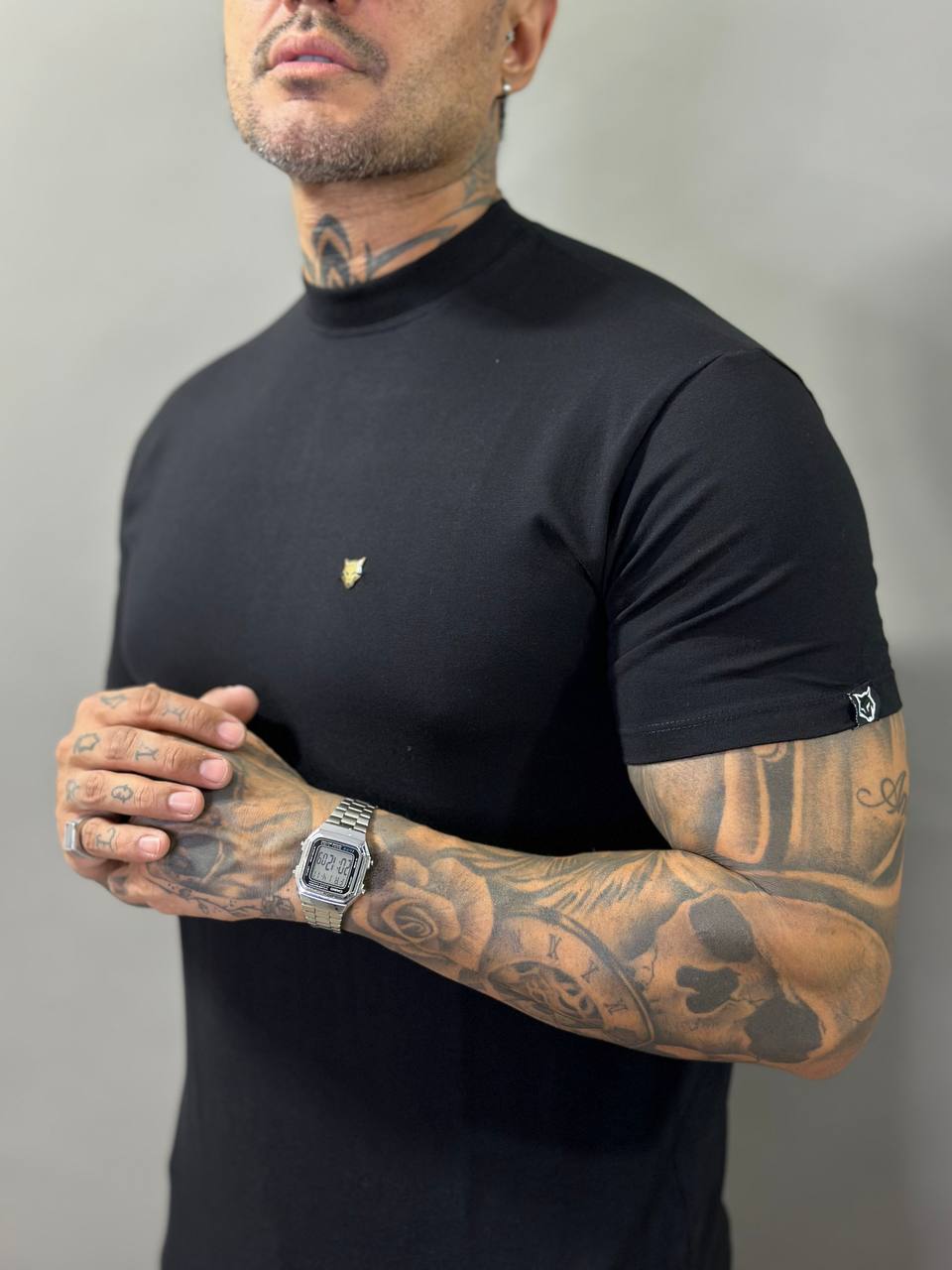 Camiseta Berlim Gola Média Cotton Preta Volk Culture