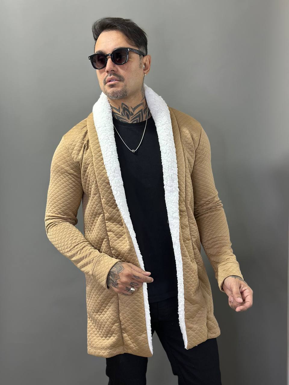 Sobretudo Everest Matelacê Caramelo com Gola Sherpa