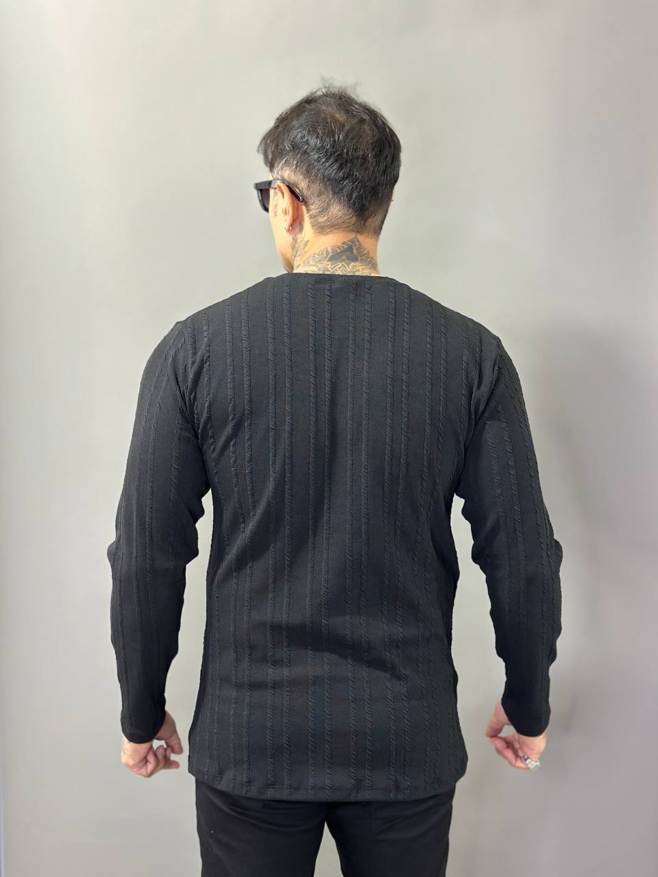 Suéter Monaco Texturizado Volk Culture Preto