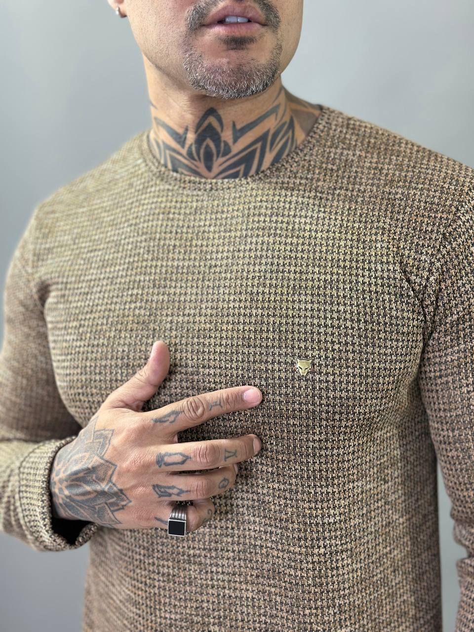 Suéter Roma Trama Texturizada Caramelo