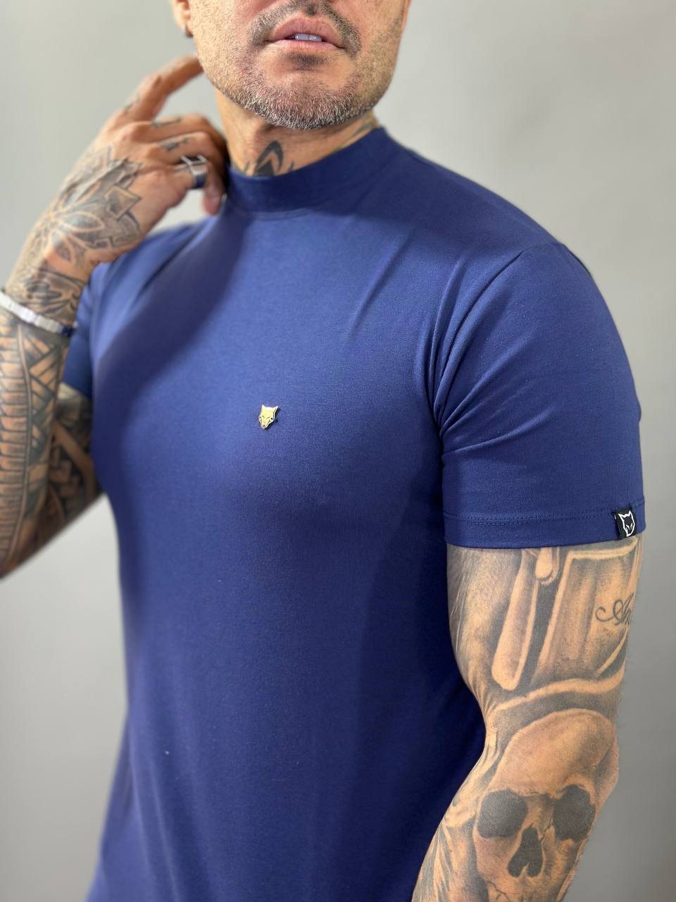 Camiseta Berlim Gola Média Cotton Azul Volk Culture