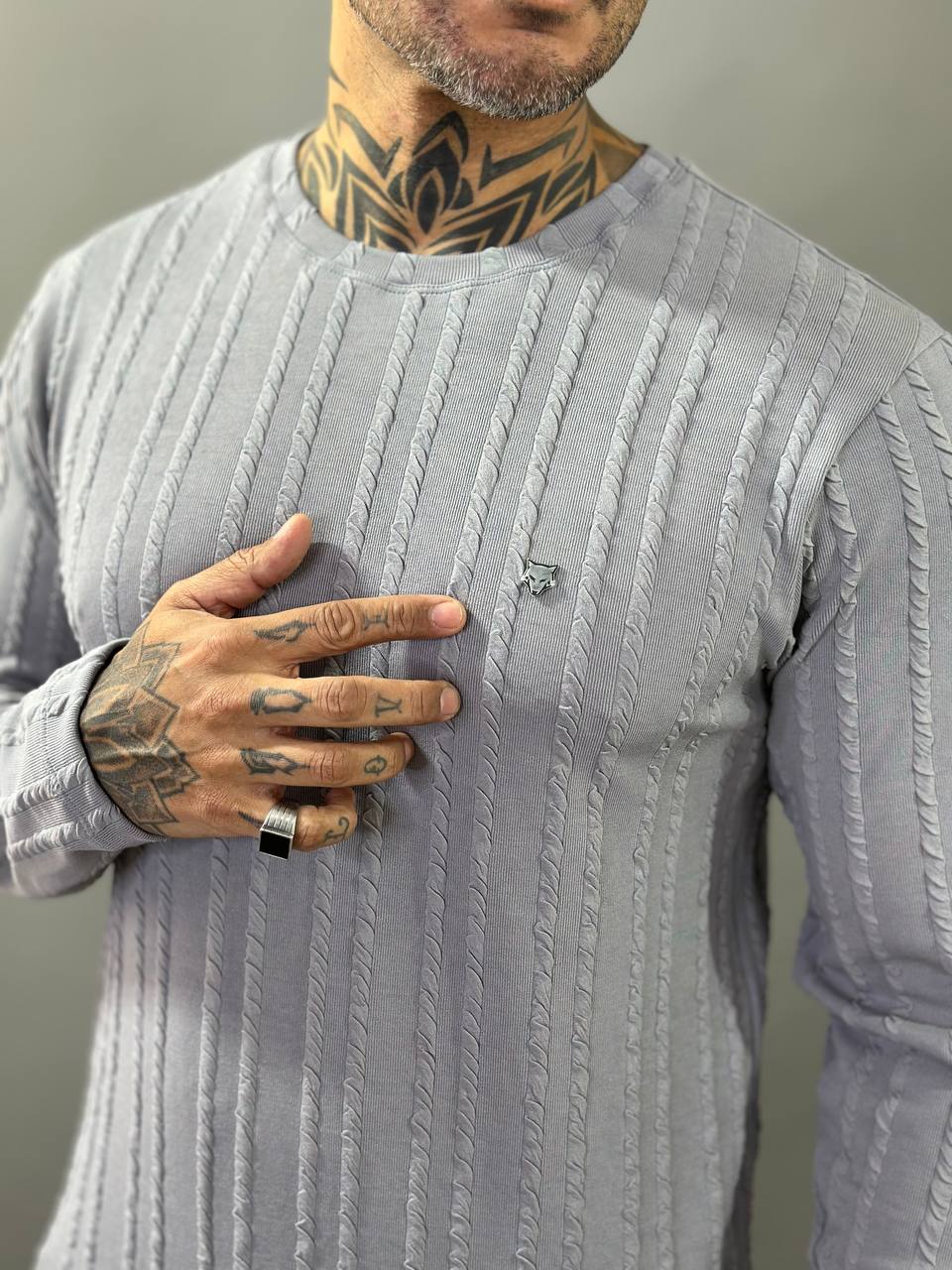 Suéter Monaco Texturizado Volk Culture Cinza