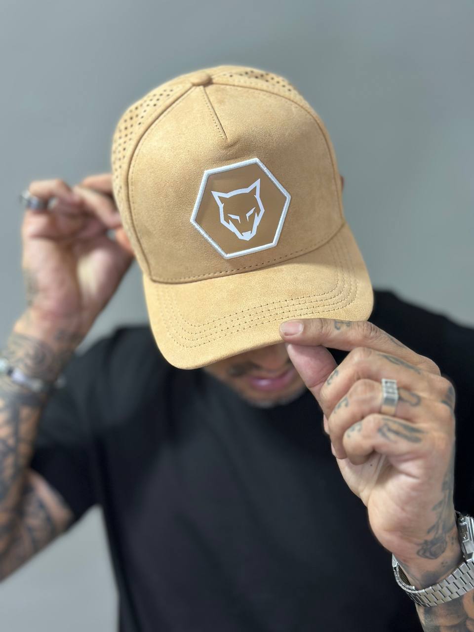 Boné Volk Culture Caramelo Aba Curva em Suede